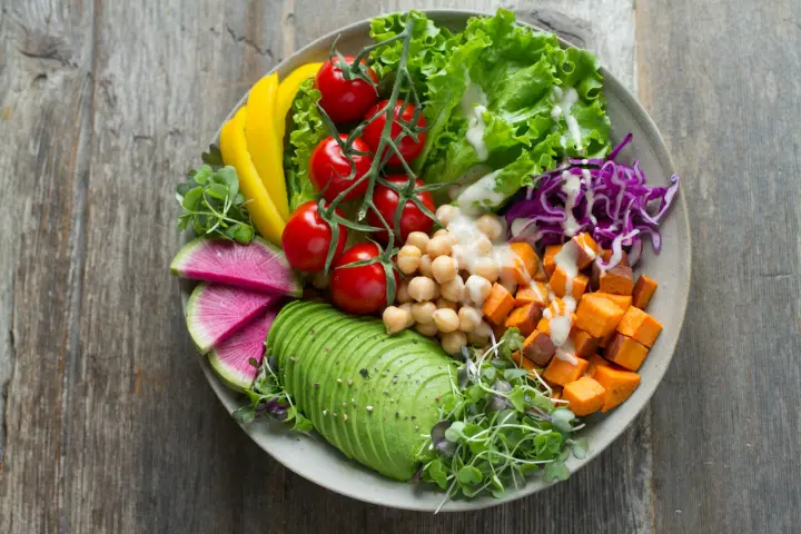 Fresh veggie bowl
