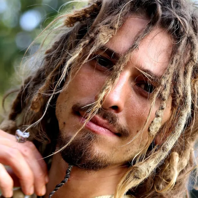 Quinn from The Garden of Eden